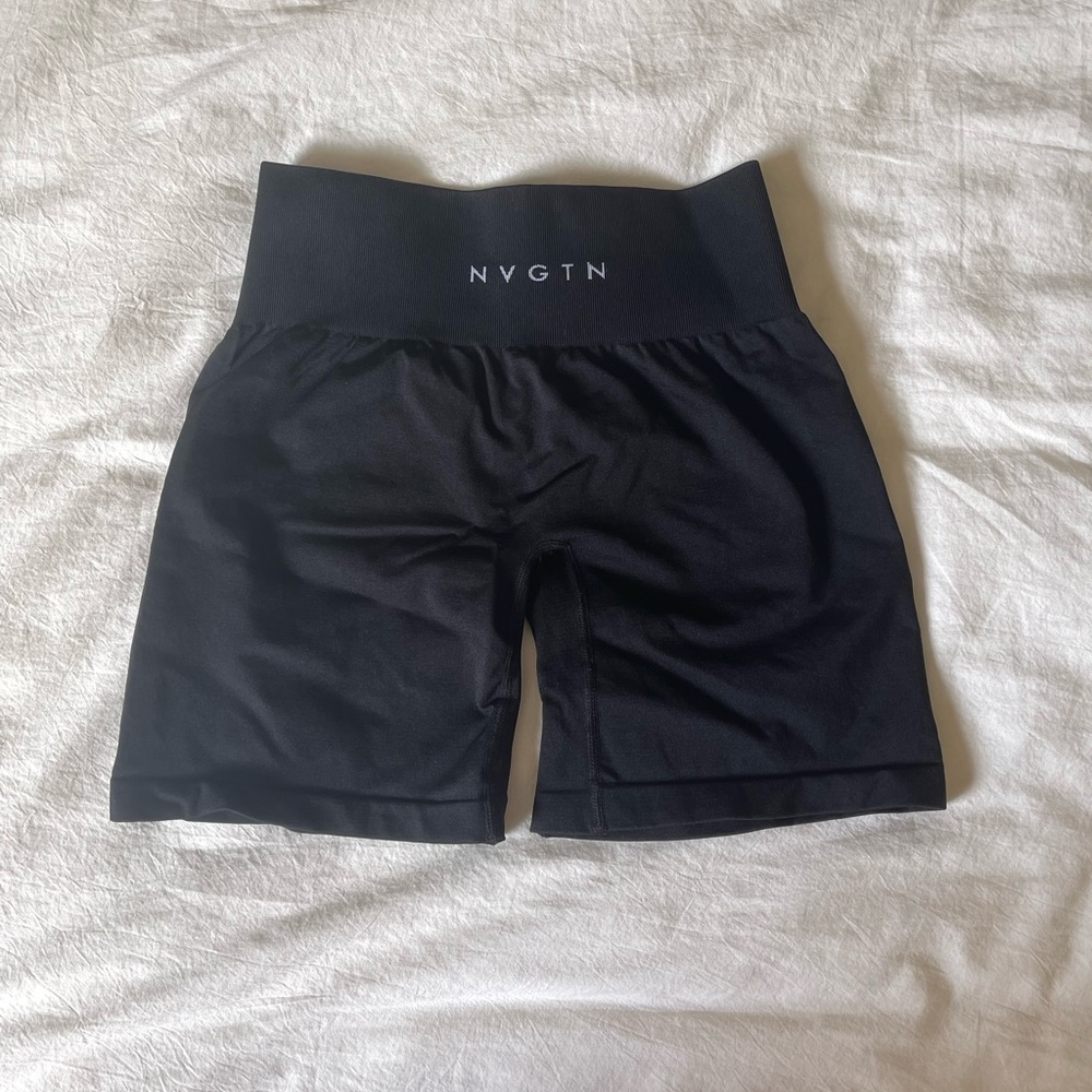 NVGTN Solid Seamless Shorts